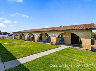 101 Wildflower St NE APT 4, Royal City, WA 99357