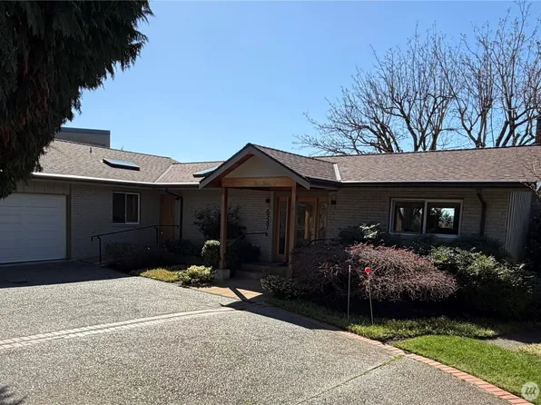 6247 82nd Avenue SE, Mercer Island, WA 98040