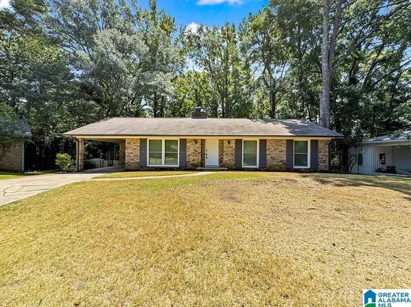 3649 Mayfair Dr, Tuscaloosa, AL 35404
