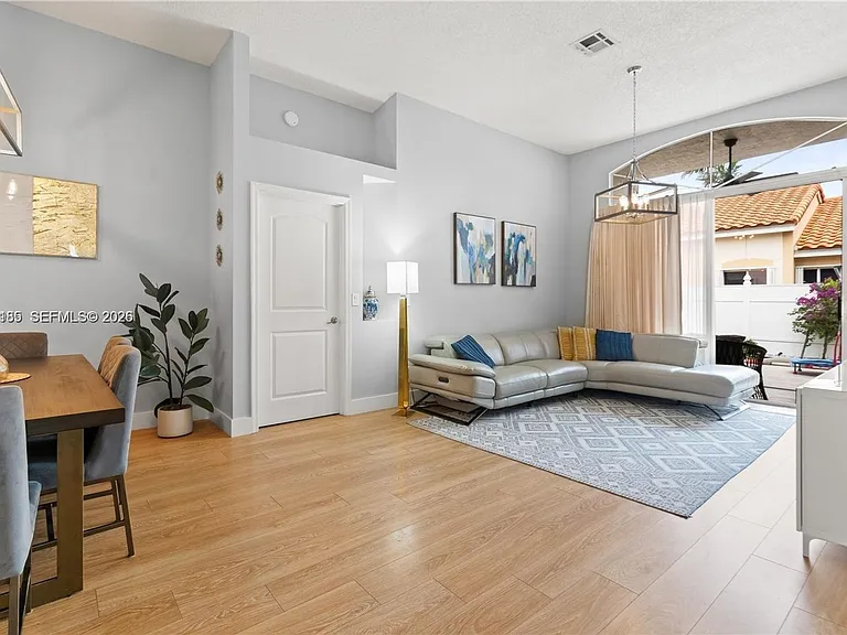 17851 NW 19th St #17851 — Photo 38