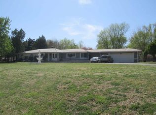 1401 S Maize Rd, Wichita, KS 67209