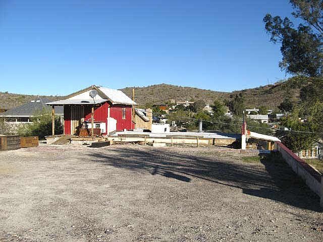 1st image of 1542 E Lupine Ave