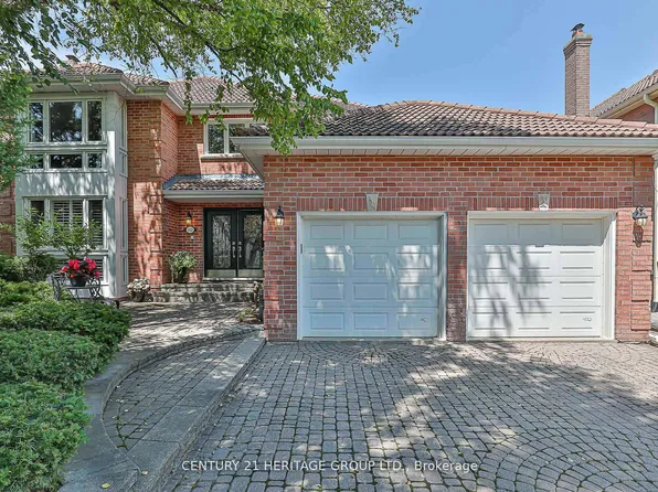 152 Cranberry Ln, Aurora, ON L4G 5Z4