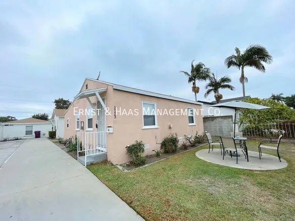 2123 W Columbia St, Long Beach, CA 90810