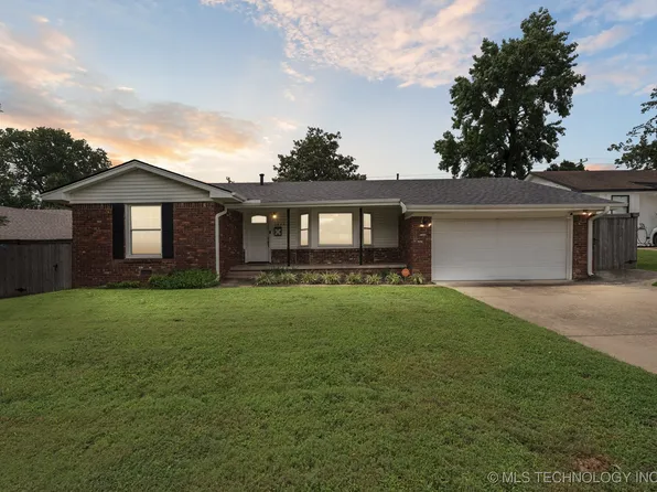 7548 E 27th Pl, Tulsa, OK 74129