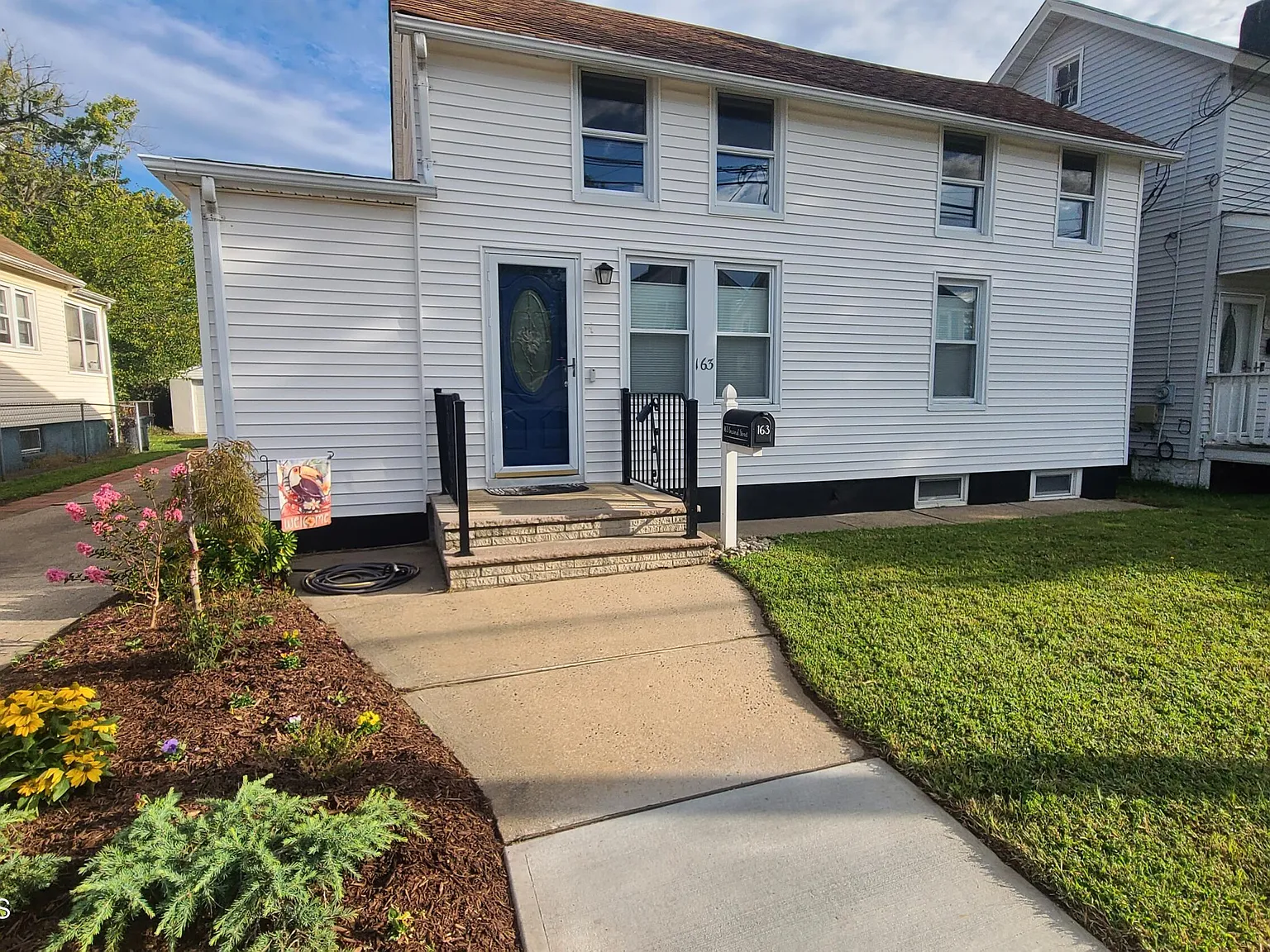 2 bed, 2.5 bath, 1408 sqft, $3,750 — Photo 1