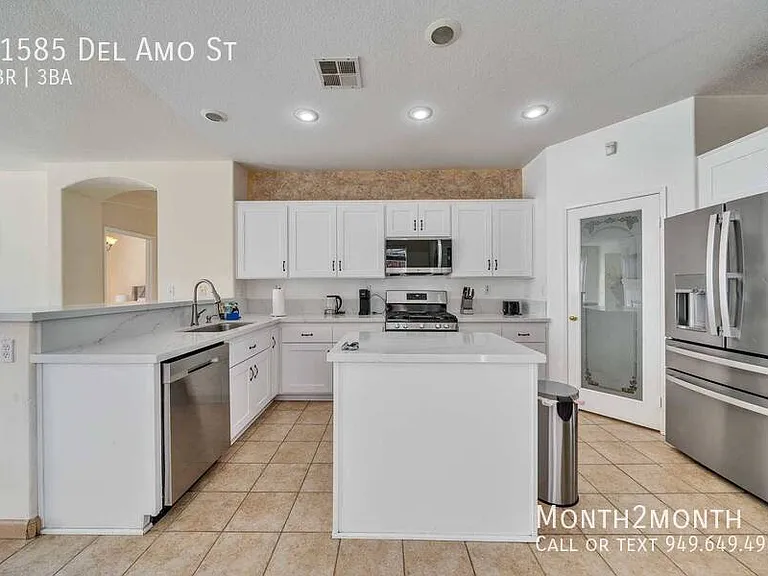 21585 Del Amo St — Photo 12
