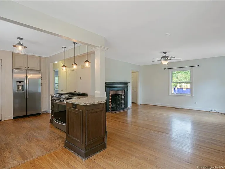 415 Vista Dr — Photo 5