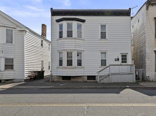 81 George St, Troy, NY 12183