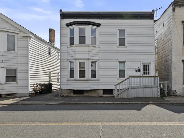 81 George Street, Green Island, NY 12183