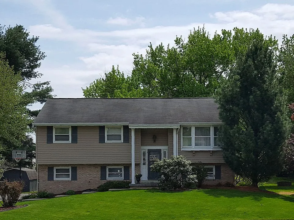 422 Parkwynne Rd photo 1