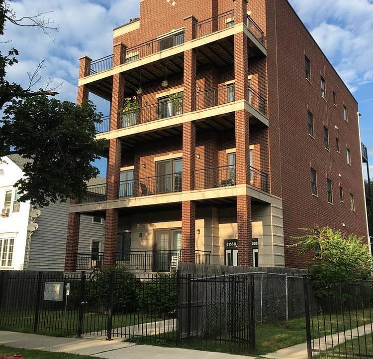 1st image of 6614 W 65th St #1416