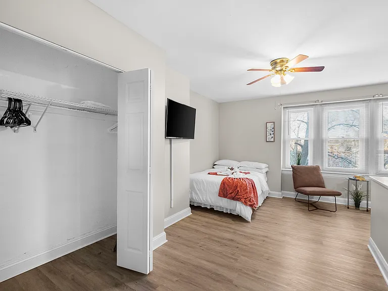 4040 Spruce St #5 — Photo 8