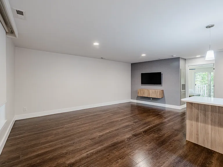 TRELLIS University Hill Apartments — Photo 6