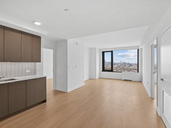 18 6th Ave APT 2616