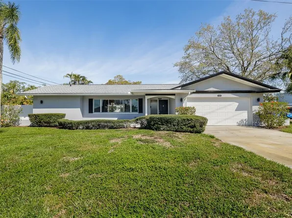 1465 40th Ave NE, Saint Petersburg, FL 33703