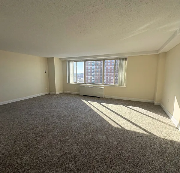 Horizon House — Photo 102