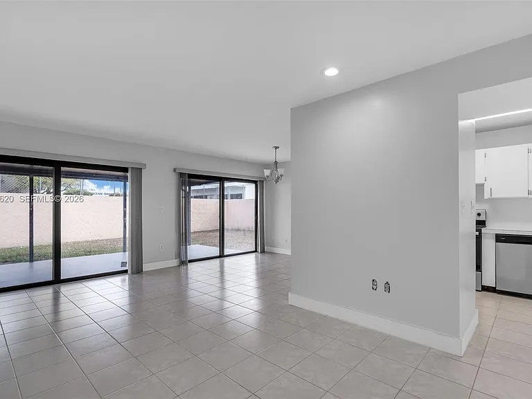 3815 SW 82nd Ave #41 — Photo 9