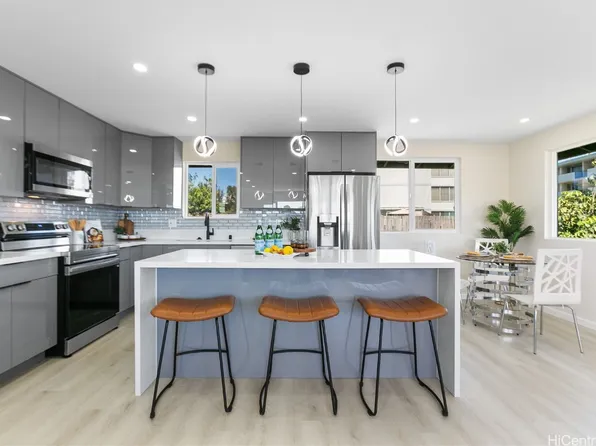 94-43 Waikele Loop, Waipahu, HI 96797
