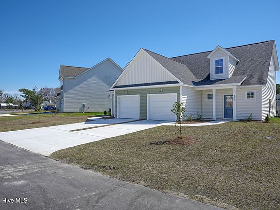 2nd image of 215 Sandpiper Place