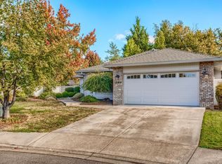 1990 Inverness Dr, Medford, OR 97504