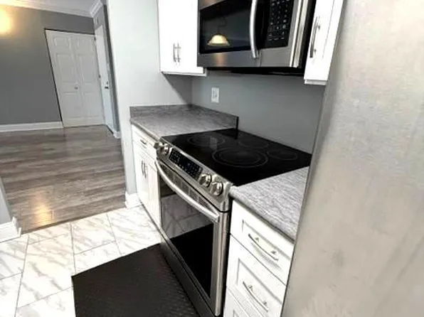 666 W Germantown Pike APT 1119, Plymouth Meeting, PA 19462