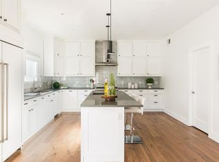 997 Boulevard E #A, Weehawken, NJ 07086