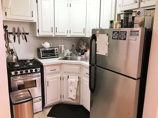 Rented by Joe Gotham LTD | media 26