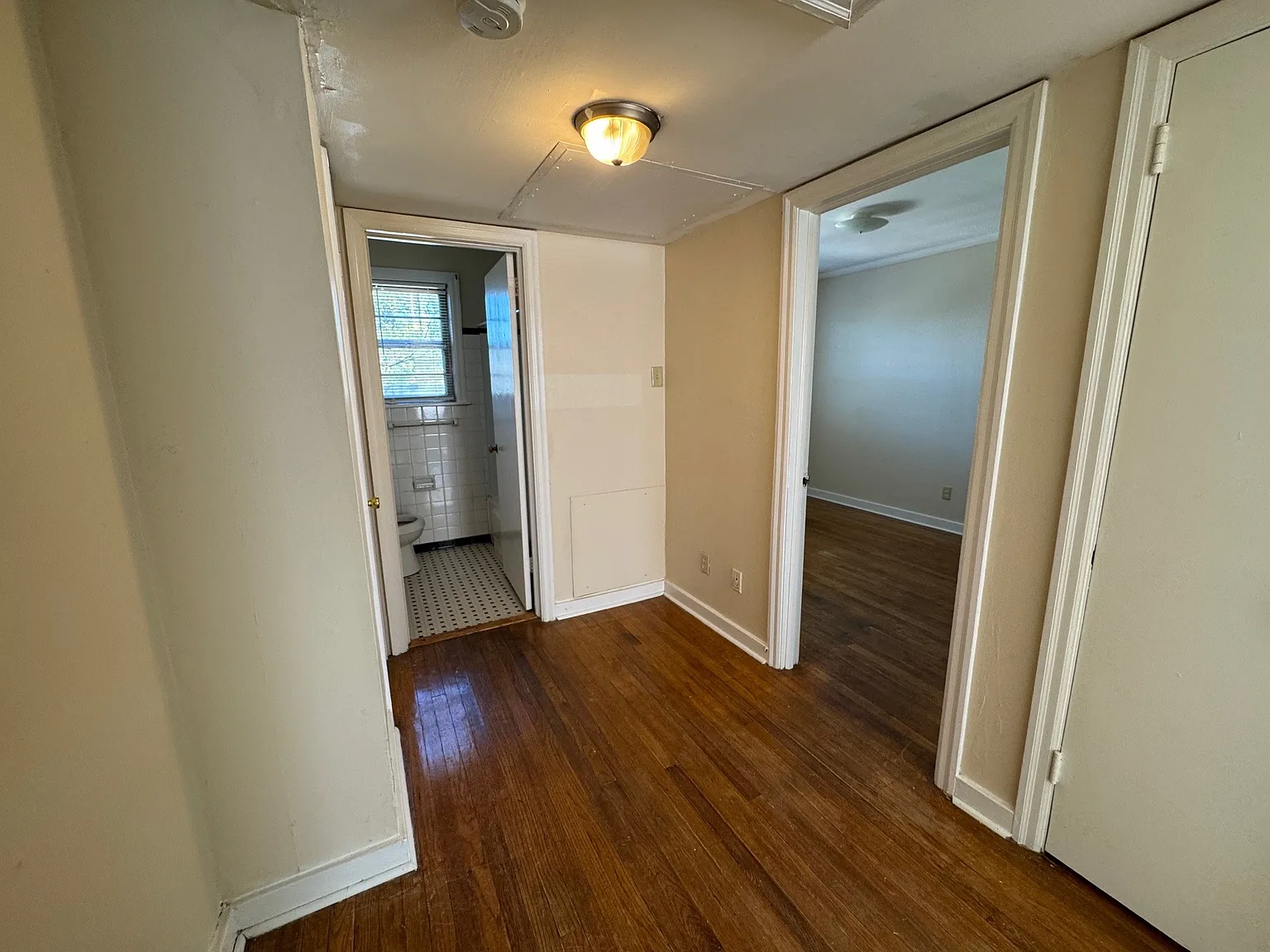 2 bed, 960 sqft, $825 — Photo 4