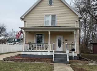 316 W Henry St, Pontiac, IL 61764