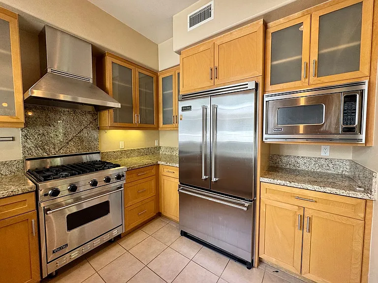 4050 Glencoe Ave #221 — Photo 6