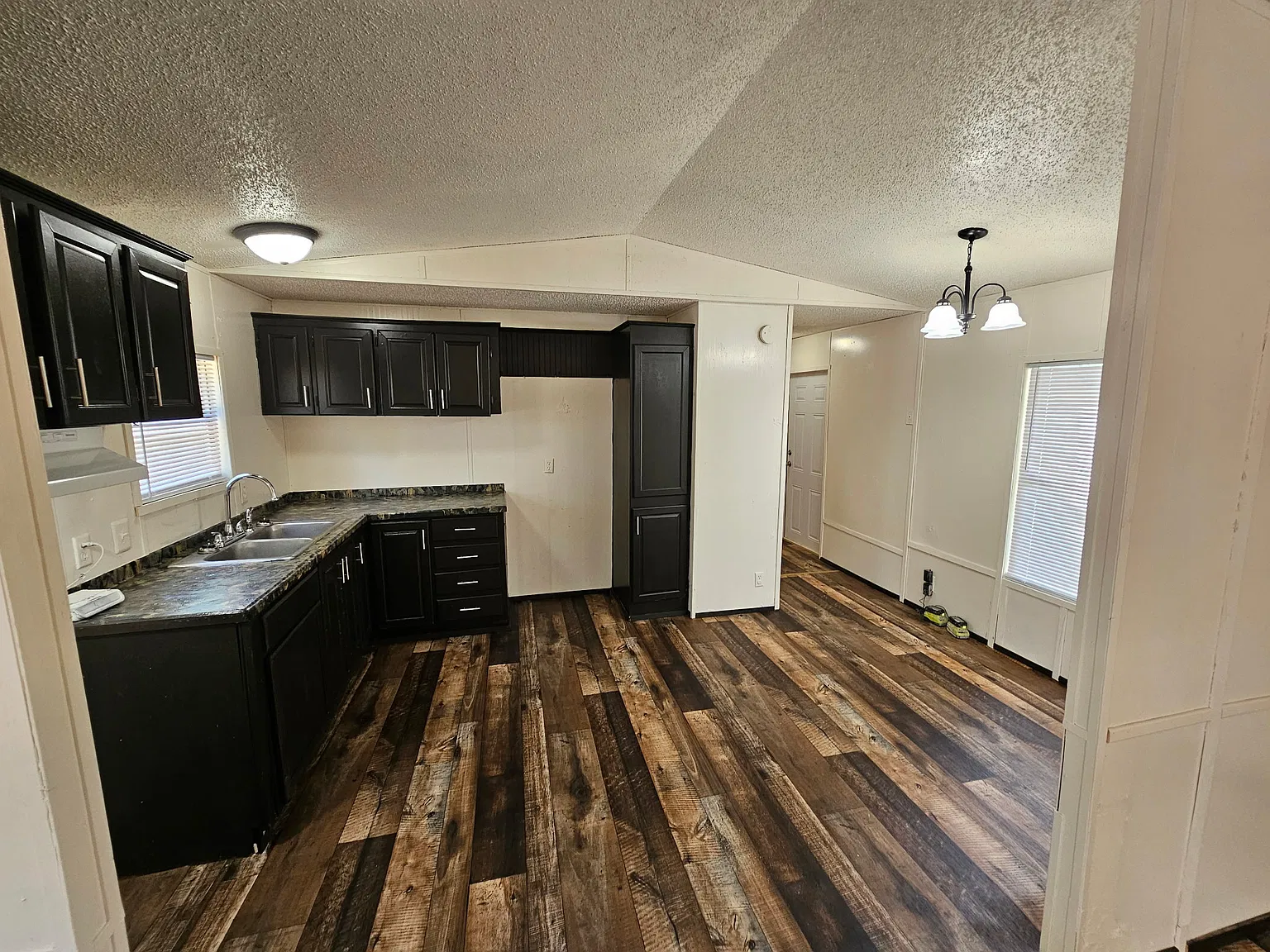 3 bed, 1250 sqft, $1,200 — Photo 4
