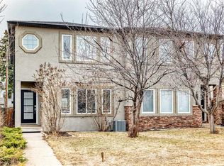 2635 E 31st St SW, Calgary, AB T3E2N8