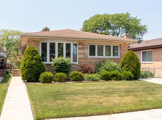 9516 Lockwood Ave, Skokie, IL