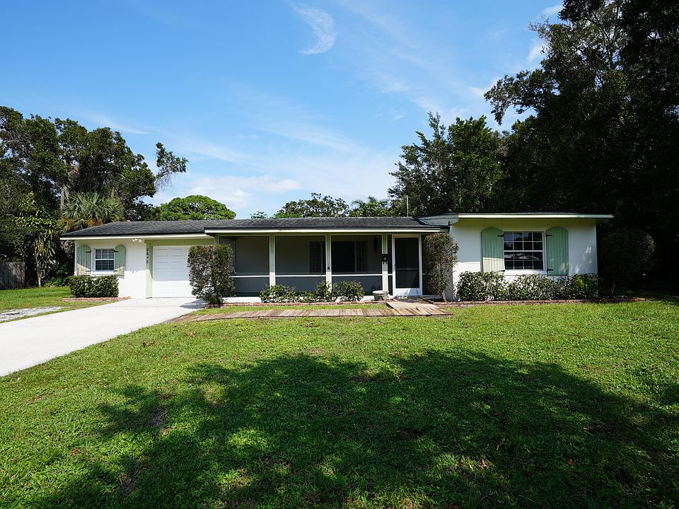 1st image of 2646 Victory Boulevard