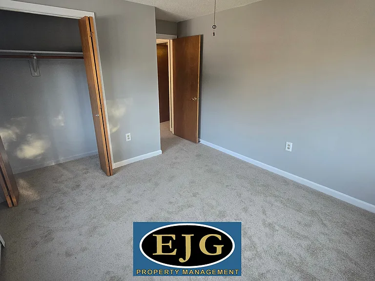 43 Indian Rock Rd — Photo 26