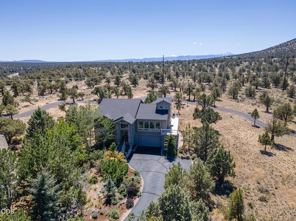 2269 Hawk Owl Ct, Redmond, OR 97756