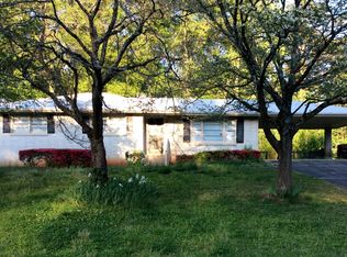 1009 Skylark Dr, Morrow, GA