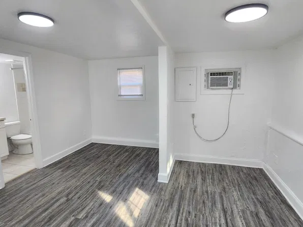 409 Poinsettia Rd APT 1, Daytona Beach, FL 32118