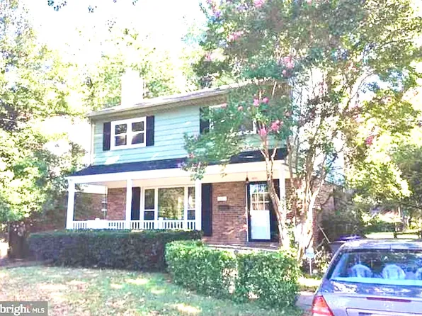 5809 Greenlawn Dr, Bethesda, MD 20814