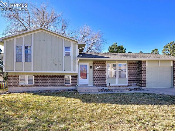 3rd image of 4622 Sprucewood Dr