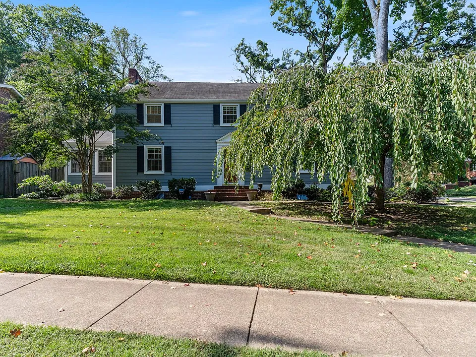 3114 Russell Rd