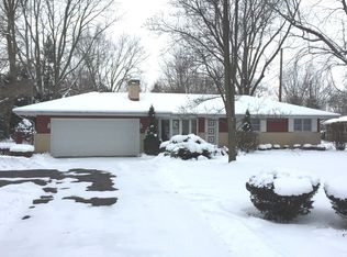 4846 Golf St, Saint Anne, IL 60964