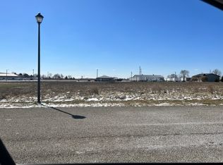 19 W Maple St, Hoopeston, IL 60942