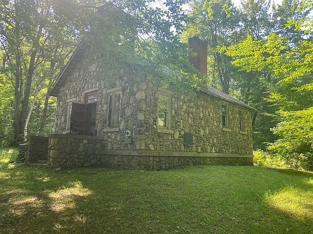 1st image of 4988 E Wilson Rd