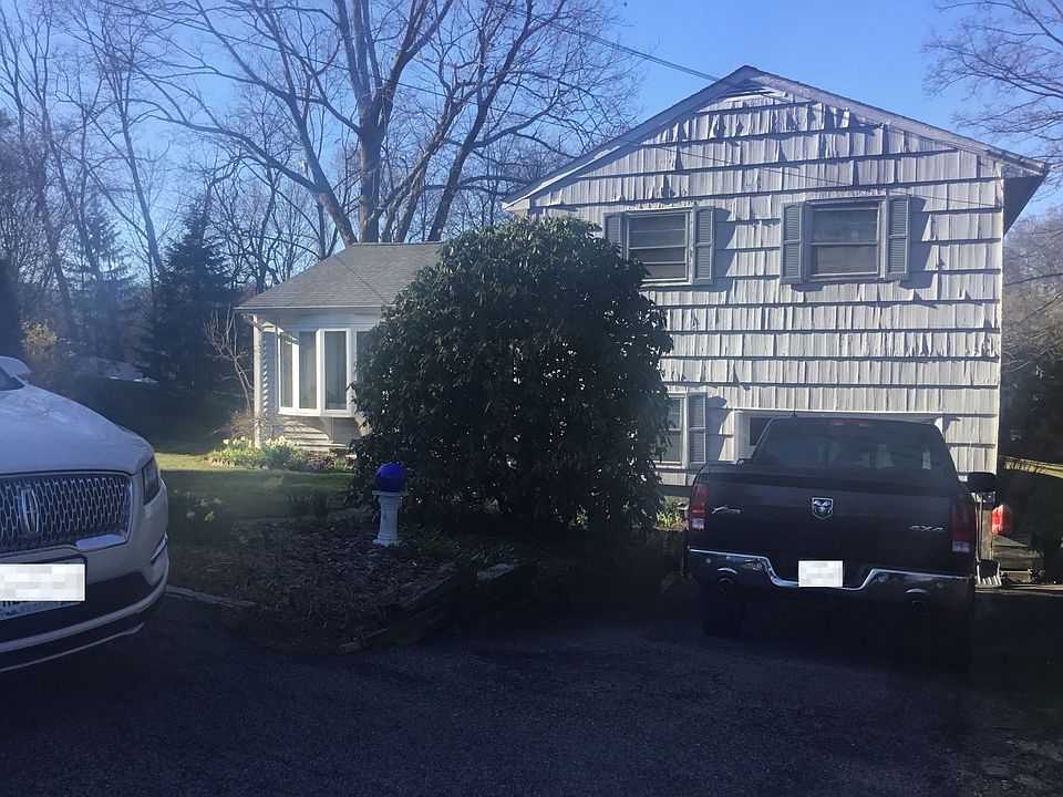 1st image of 108 Castle Ct