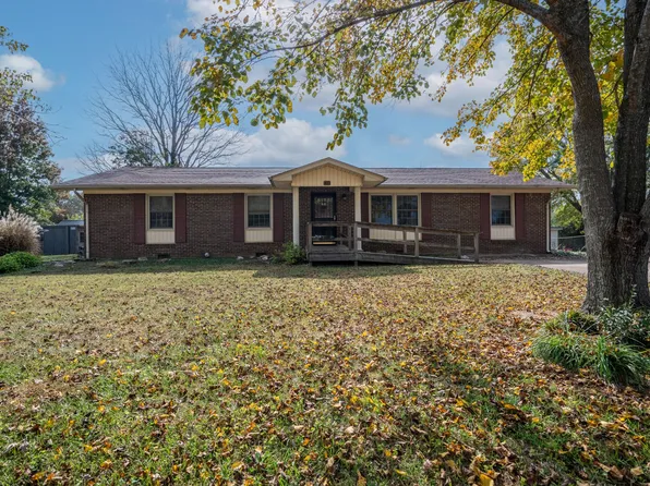 403 Kirk St, Lawrenceburg, TN 38464