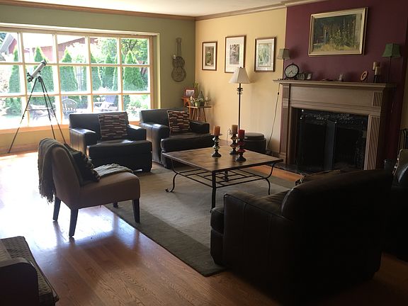 2nd image of 5217 Clausen Ave