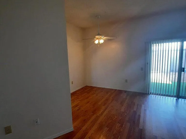 16859 N 103rd Ave — Photo 5