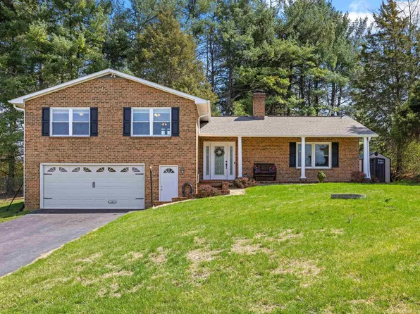 249 Cattle Scales Rd, Waynesboro, VA 22980